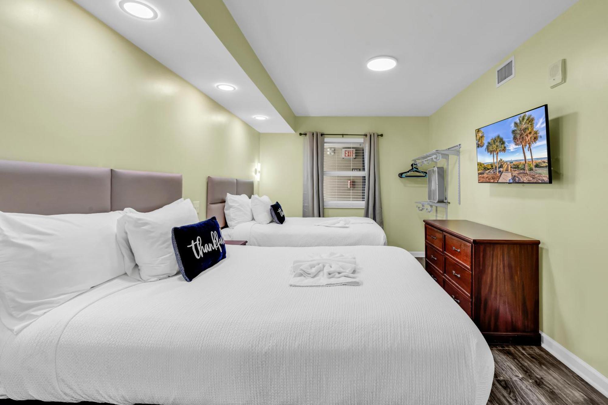 Atlantica Towers - Beach Front Condo W Pools Миртъл Бийч Екстериор снимка